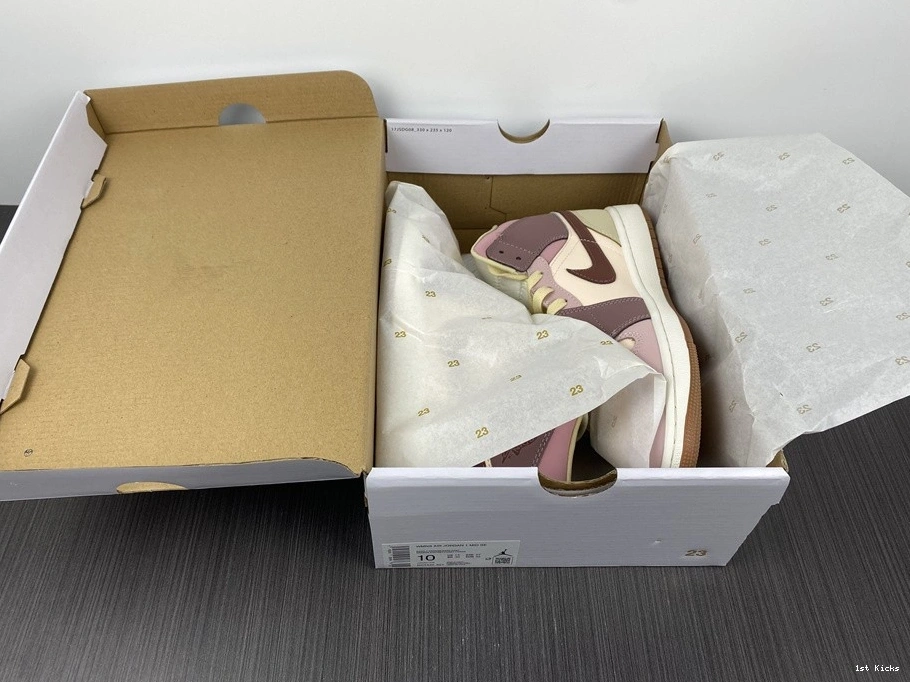 Jordan 1 Air DO7440-821 Mid 0205